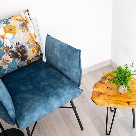 Design-Ferienwohnung In Kelberg Am Nuerburgring: Platz Fuer 6, Kueche, Wifi, Netflix מראה חיצוני תמונה